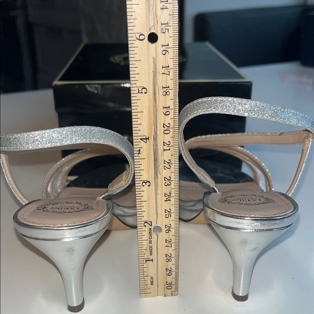 I. Miller Silver Glitter Women's Heels Size 6.5 Pre-Loved w/ Original Box - Picture 10 of 11